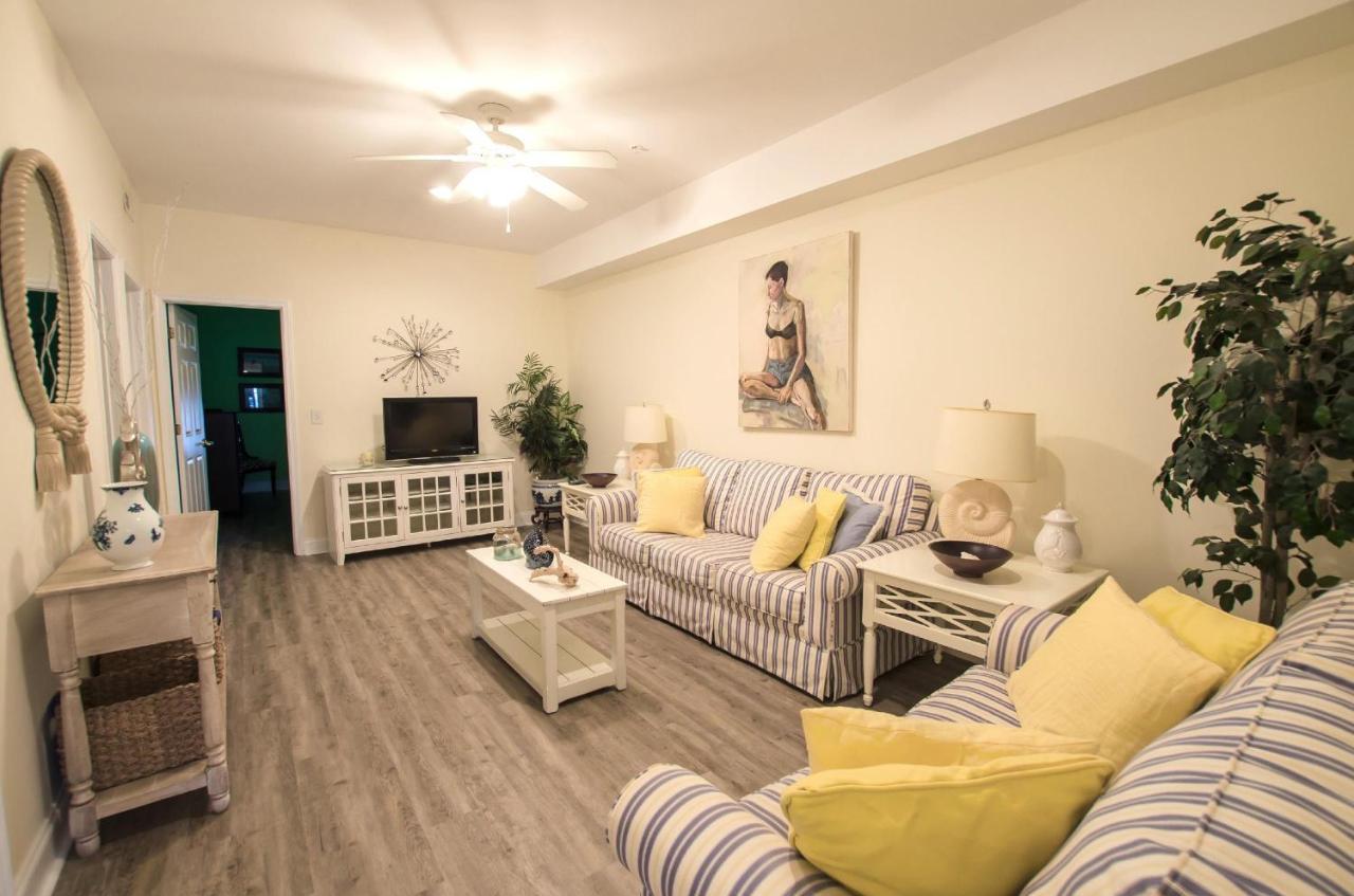 מירטל ביץ' Coconut Grove By Coastline Resorts מראה חיצוני תמונה
